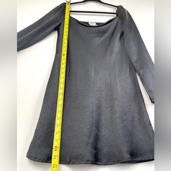 Princess Polly Star Power Mini Dress, Size 8, Black, Long Sleeves, Satin LBD - Picture 7 of 14